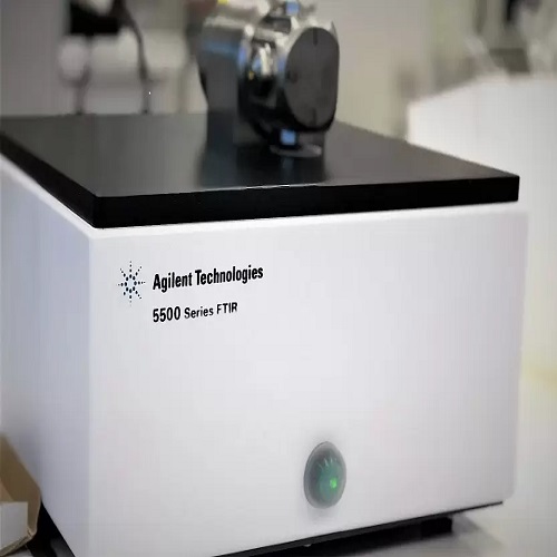 دستگاه FT-IR مدل 5500a کمپانی Agilent امریکا